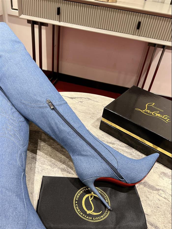 2025112817510272 550